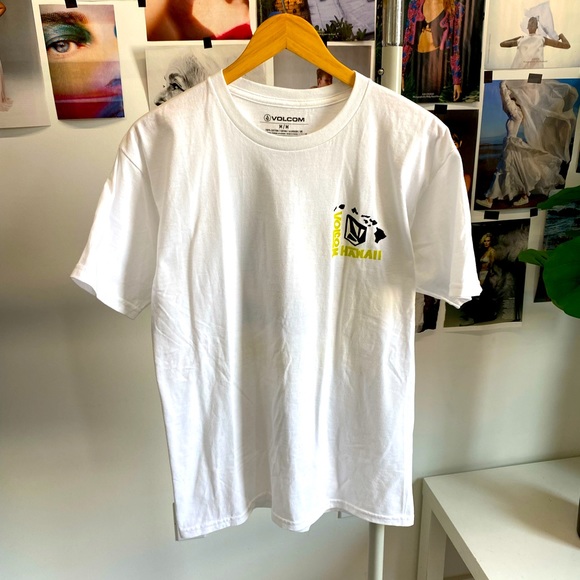 🌊Volcom Tee 🤙🏼 - Picture 3 of 7